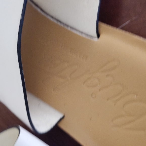 Brighton White Sandals with Gemstone Accents. Size 10, like new condition - Picture 2 of 5